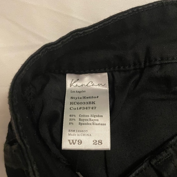 Black jean shorts size 4 or 28 - Picture 3 of 3